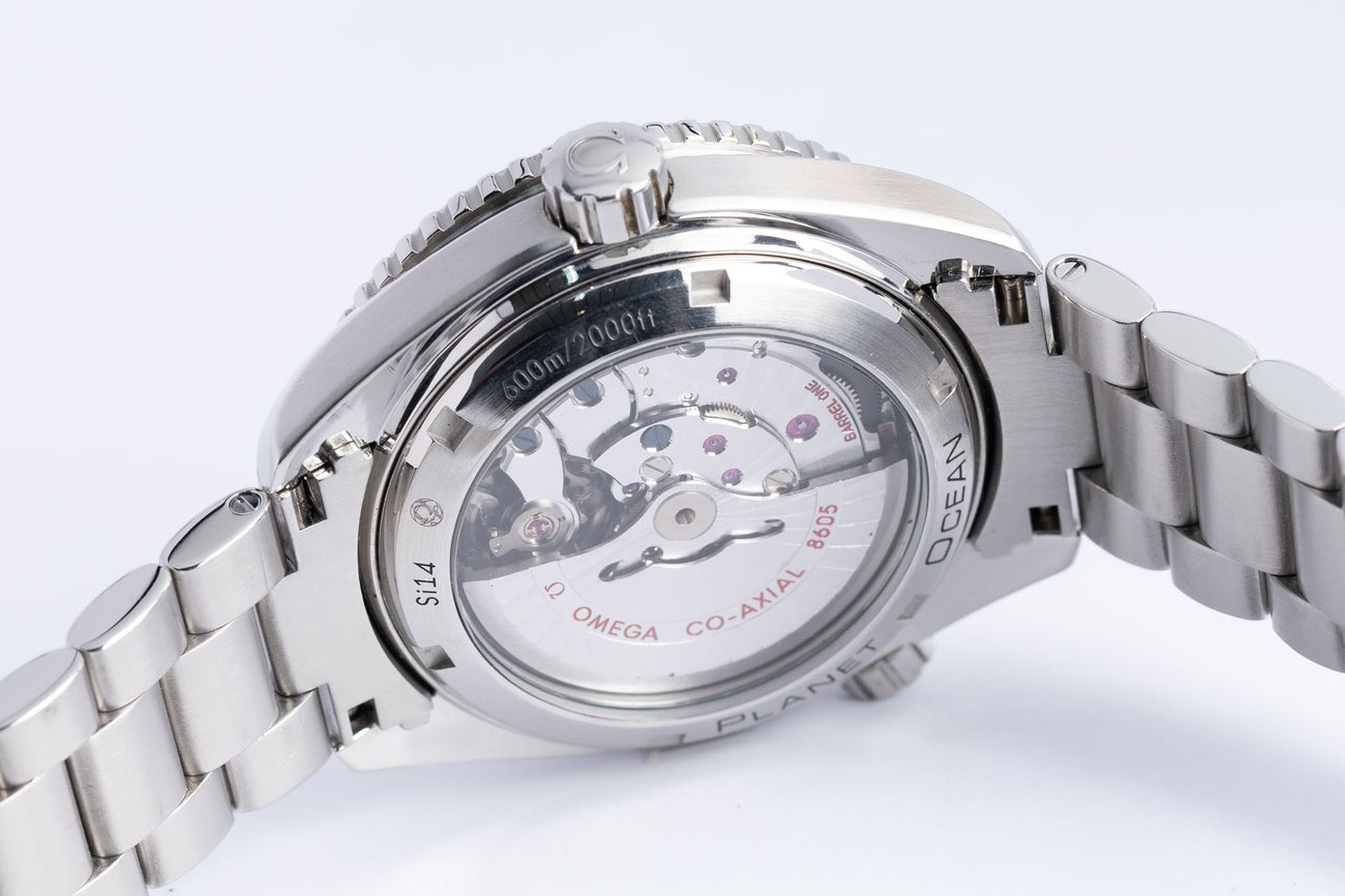 Omega Seamaster Planet Ocean GMT 43,5mm Automatik 23230442201001 - Detailansicht 9