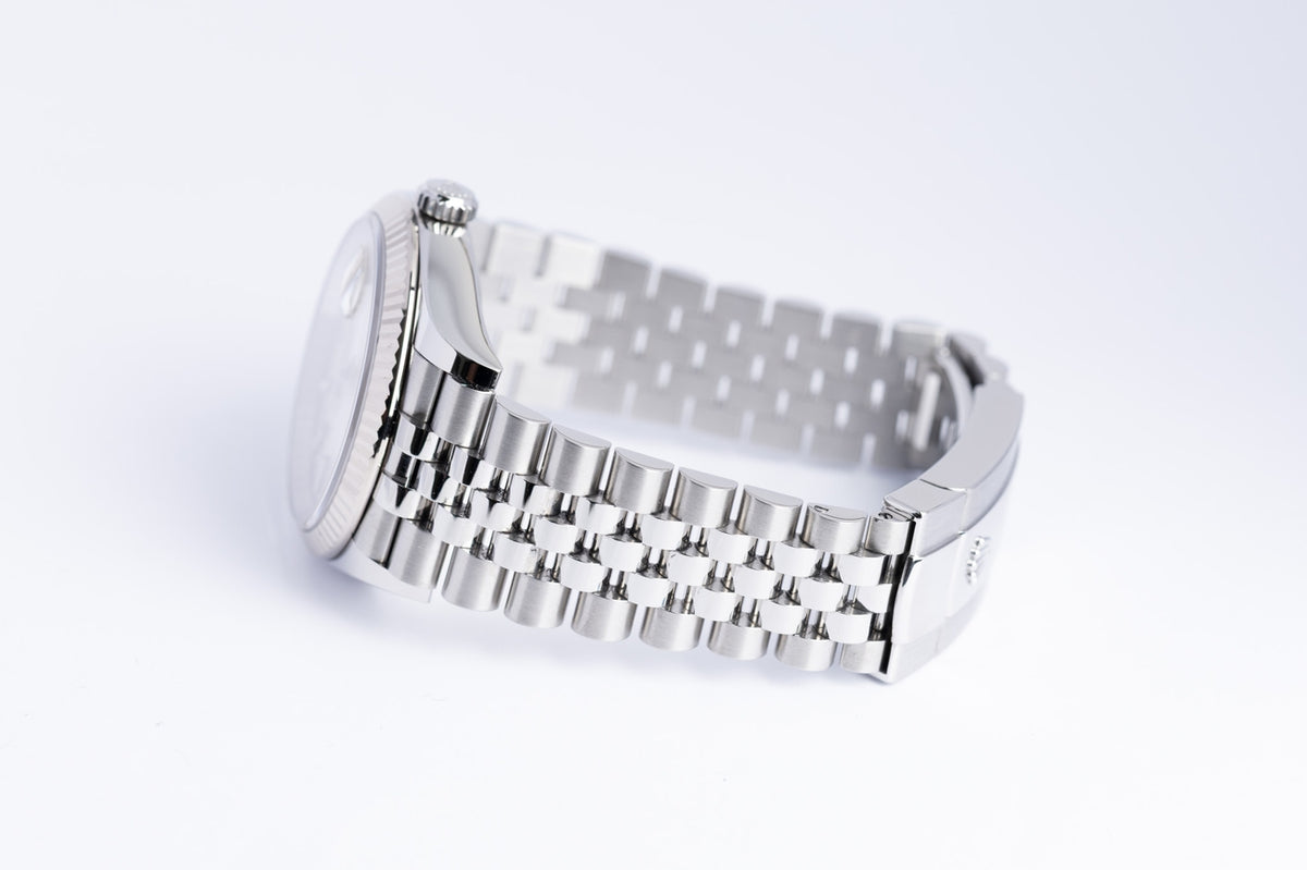 Rolex Datejust 36 Automatik Herrenuhr  126234 - Detailansicht 5