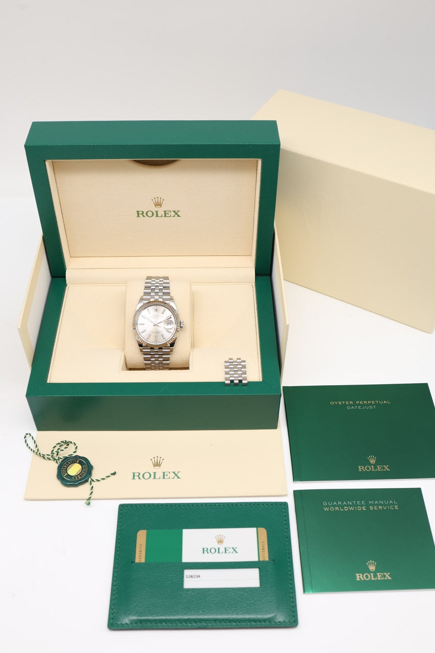 Rolex Datejust 36 Automatik Herrenuhr  126234 - Papiere und oder Lieferumfang