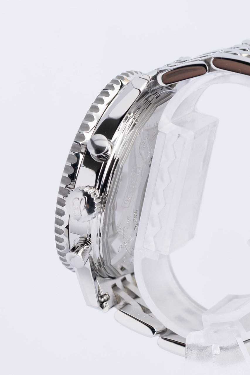 Breitling Navitimer 01 Automatik Herrenuhr 43mm AB0120 - Detailansicht 3