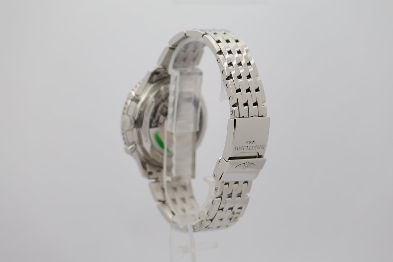 Breitling Navitimer 01 Limited Edition 42mm Automatik  AB0123 - Detailansicht 2