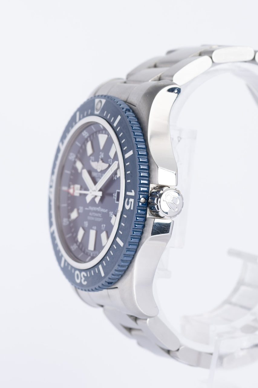 Breitling Superocean 44mm Automatik Y17393 - Detailansicht 2