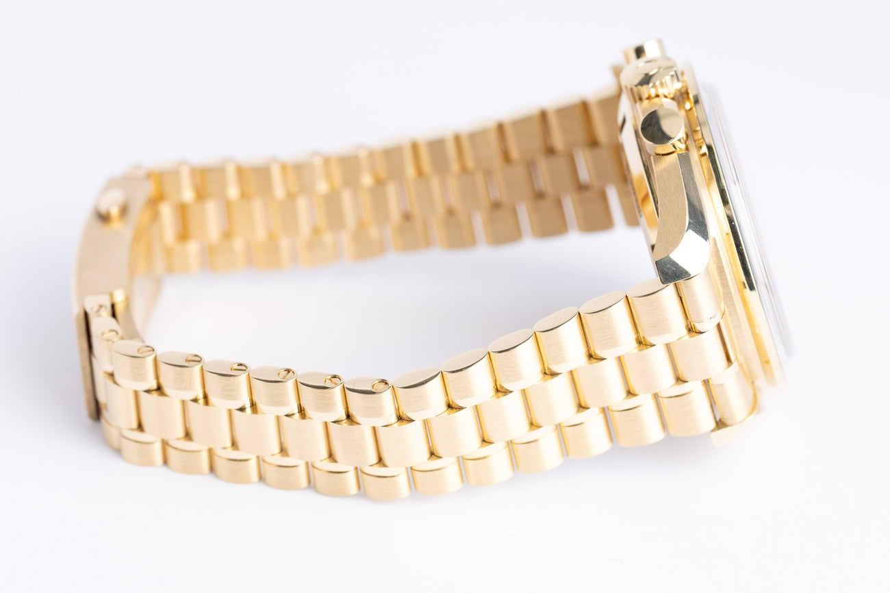 Omega Speedmaster 18K Moonshine Gold Handaufzug 31030425001001 - Detailansicht 6