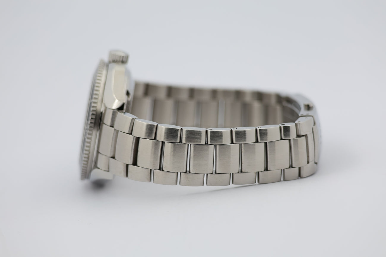 Omega Seamaster Planet Ocean Automatik Herrenuhr 22015100 - Detail view 3