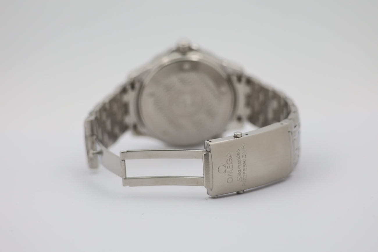 Omega Seamaster Diver 300 M 41mm 25428000 - Detailansicht 6