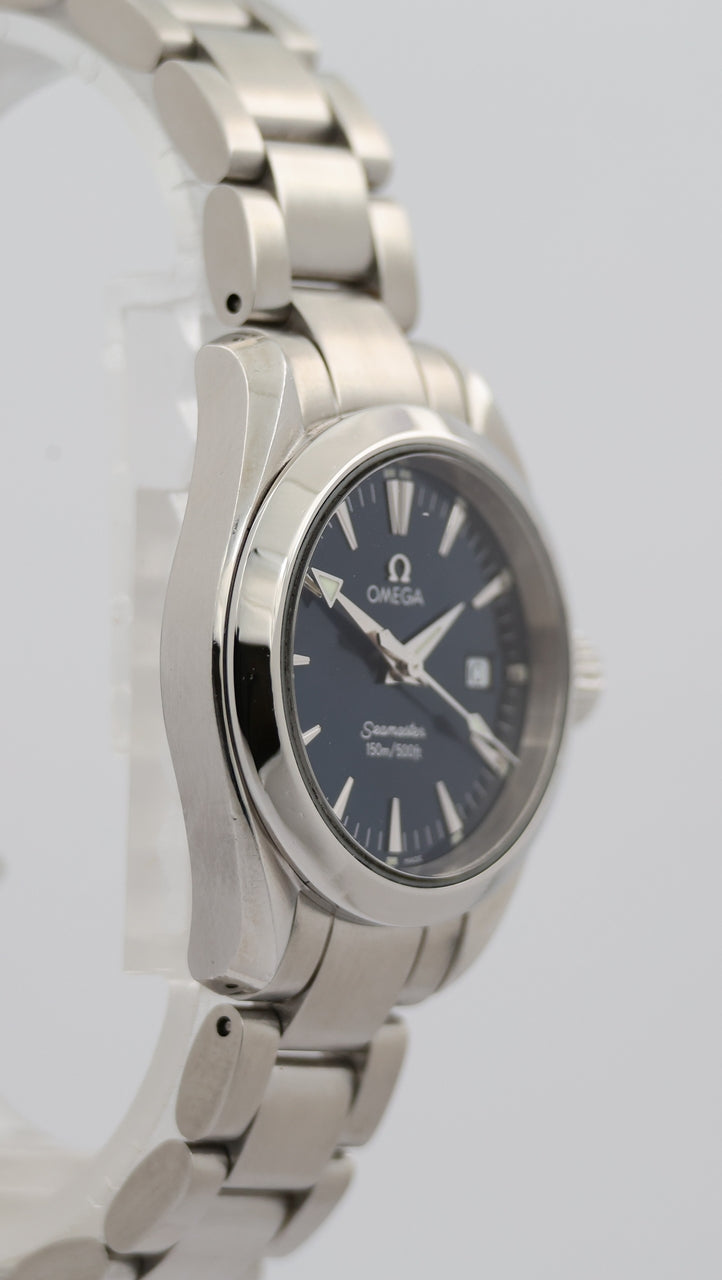 Omega Seamaster 29mm Quarz  25778000 - Detailansicht 8