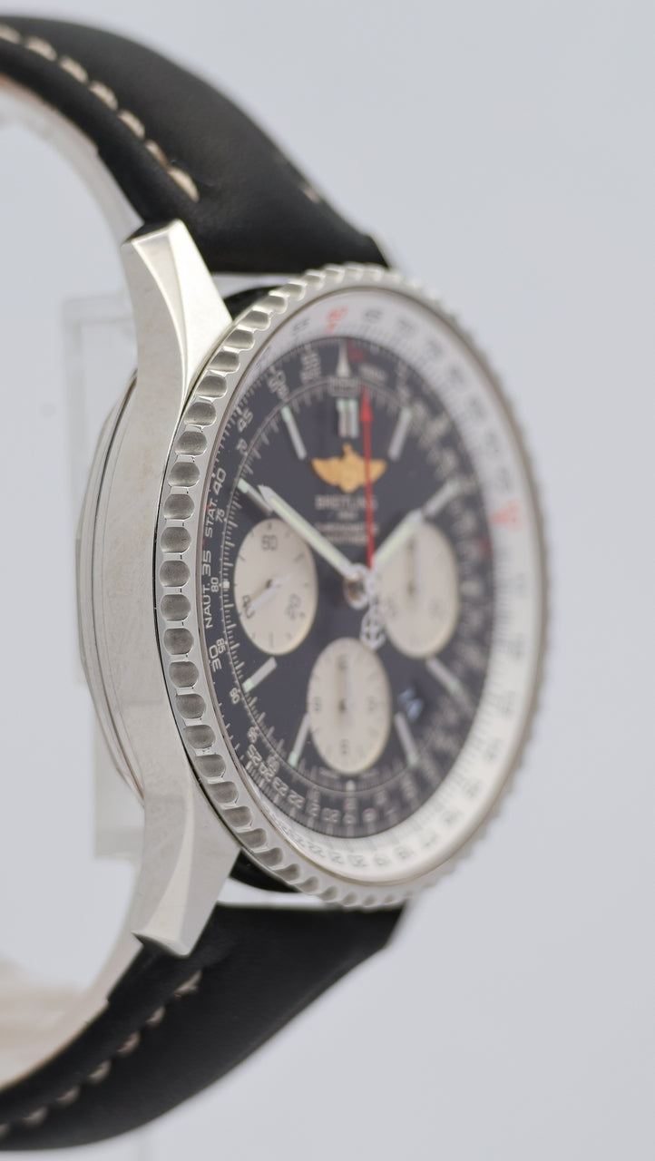 Breitling Navitimer 01 Automatik Herrenuhr 43mm	 AB0120
