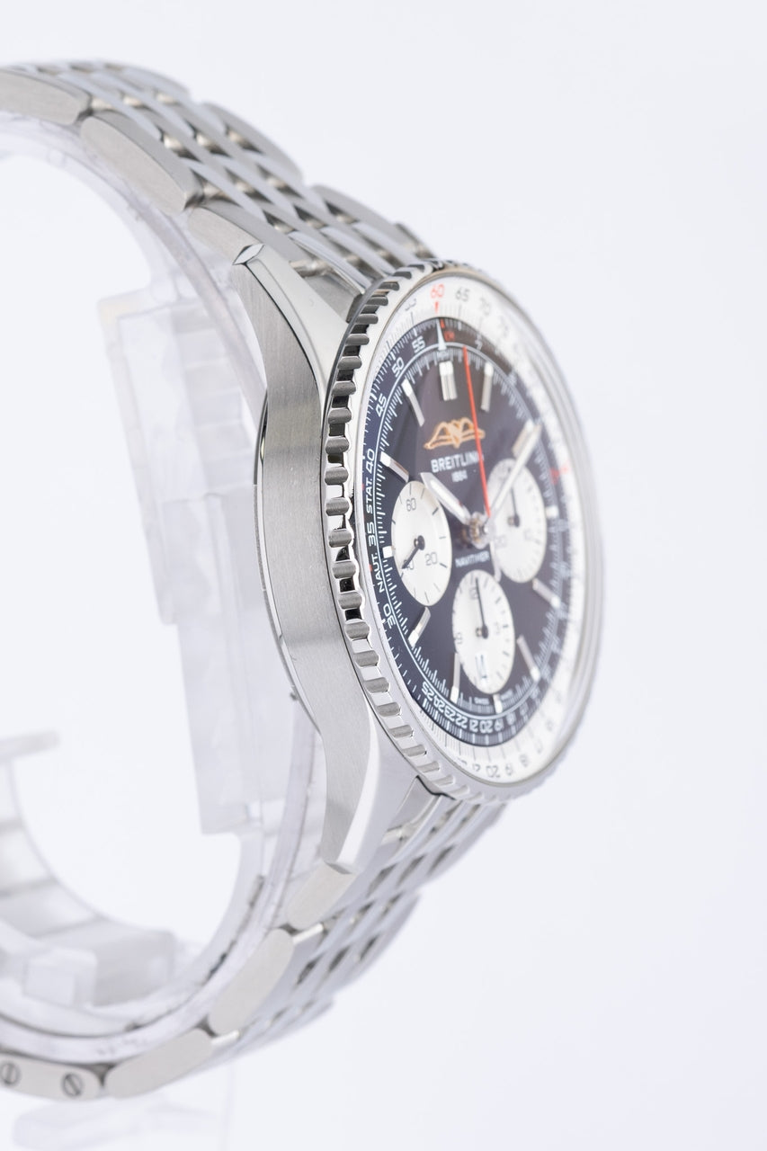 Breitling Navitimer 1 B01 Chronograph 43mm AB0138 - Detailansicht 2