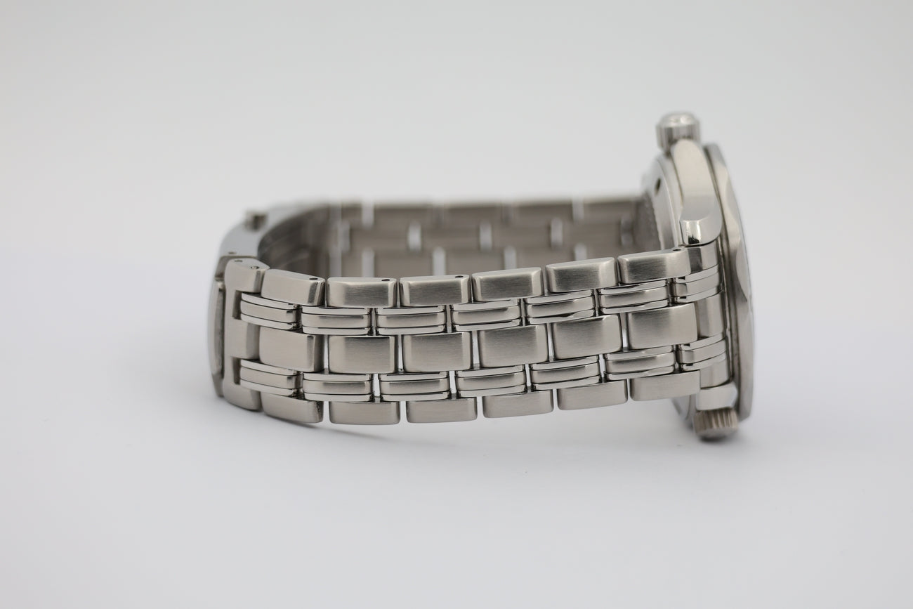 Omega Seamaster Diver 300 M Quarz 25618000 - Detailansicht 4