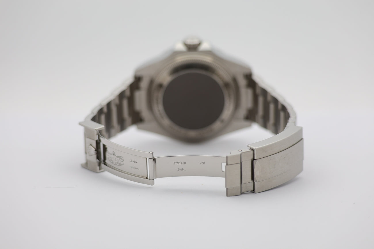 Rolex Sea Dweller Deepsea 44mm Automatik  126660 - Detailansicht 6