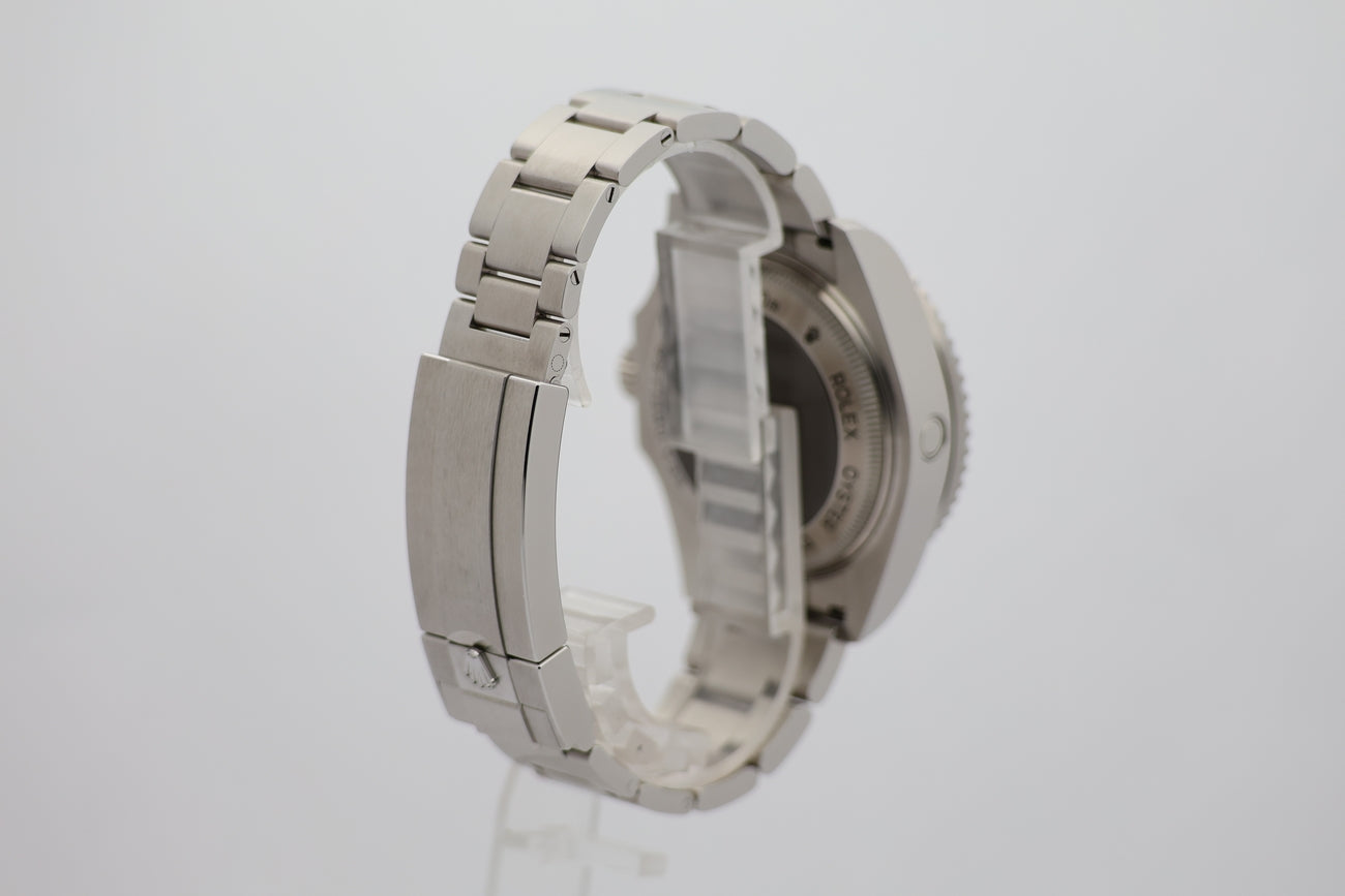 Rolex Sea Dweller Deepsea 44mm Automatik  126660 - Detailansicht 1