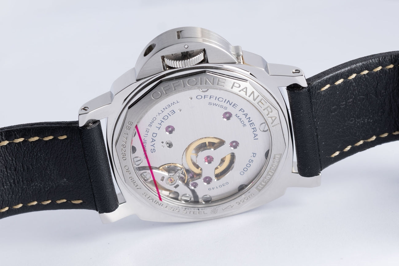 Panerai Luminor Base 8 Days 44mm Handaufzug PAM00560 - Detailansicht 8