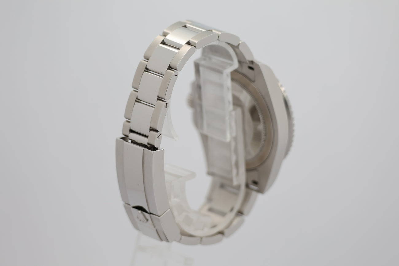 Rolex GMT-Master II 'Batman' 40mm Automatik  126710BLNR - Detail view 1