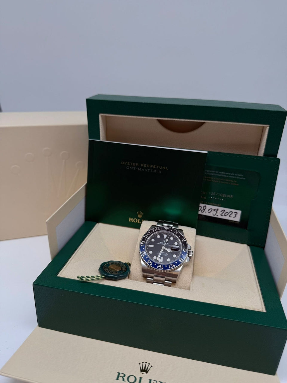 Rolex GMT-Master II 'Batman' 40mm Automatik  126710BLNR - Papiere und oder Lieferumfang