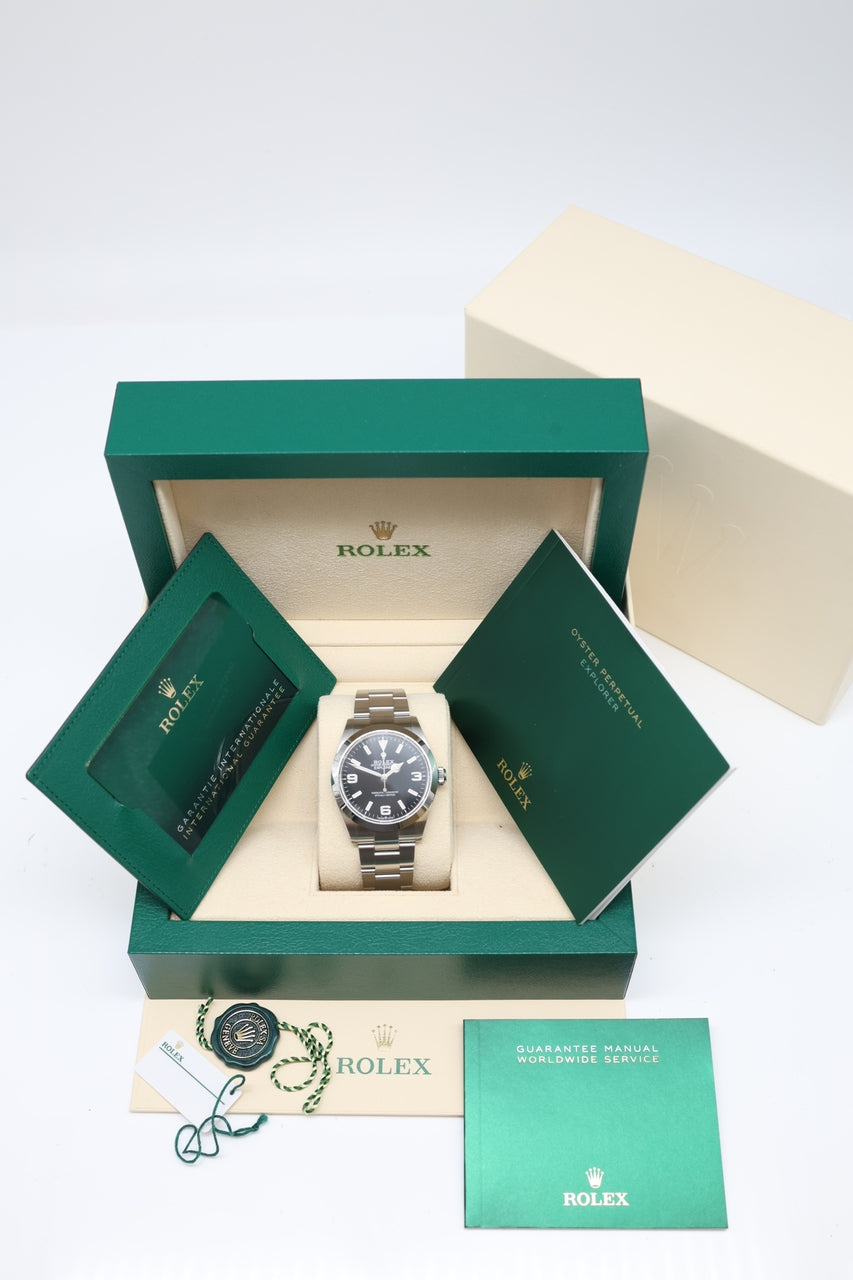Rolex Explorer 40mm Automatik Herrenuhr 224270 - Papiere und oder Lieferumfang