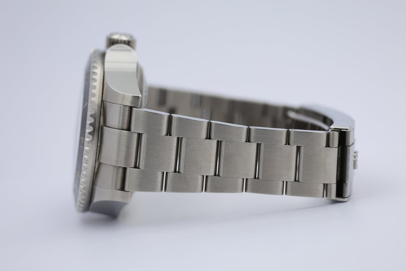 Rolex Sea-Dweller Deepsea 44mm Automatik Herrenuhr	 126660 Box + og. Papiere
