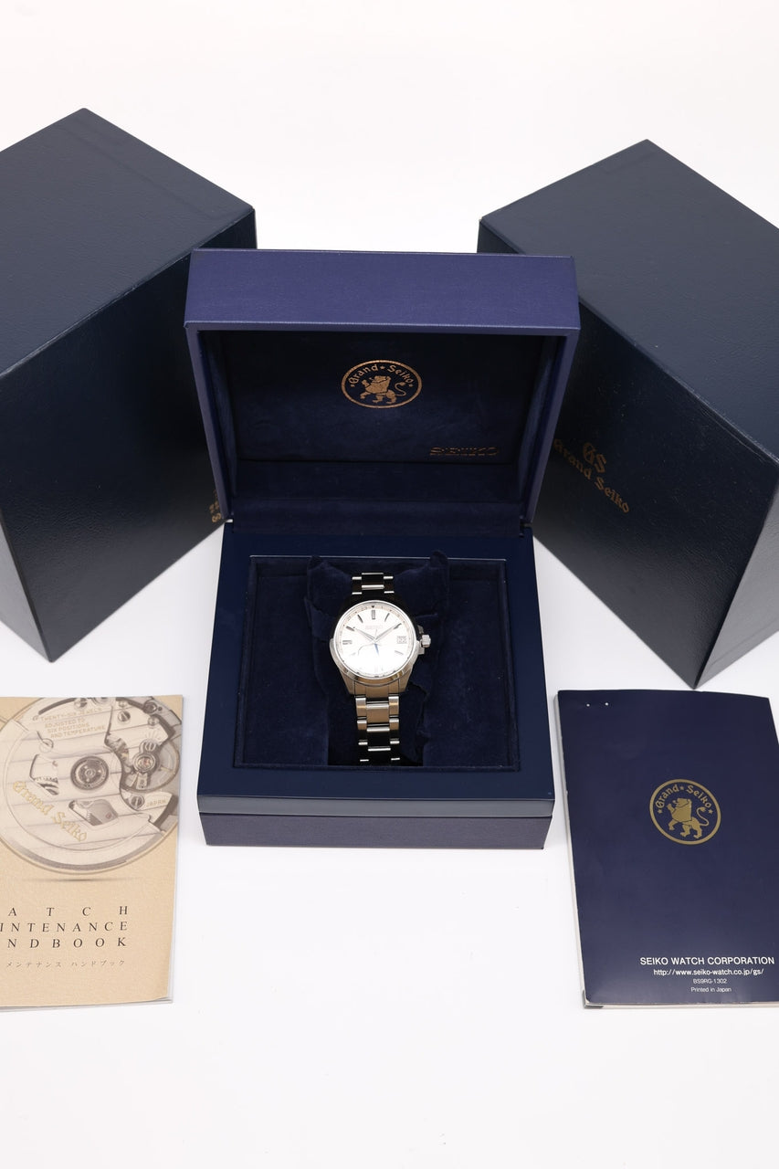 Grand Seiko Spring Drive GMT 39mm Herrenuhr SBGE009 - Papiere und oder Lieferumfang