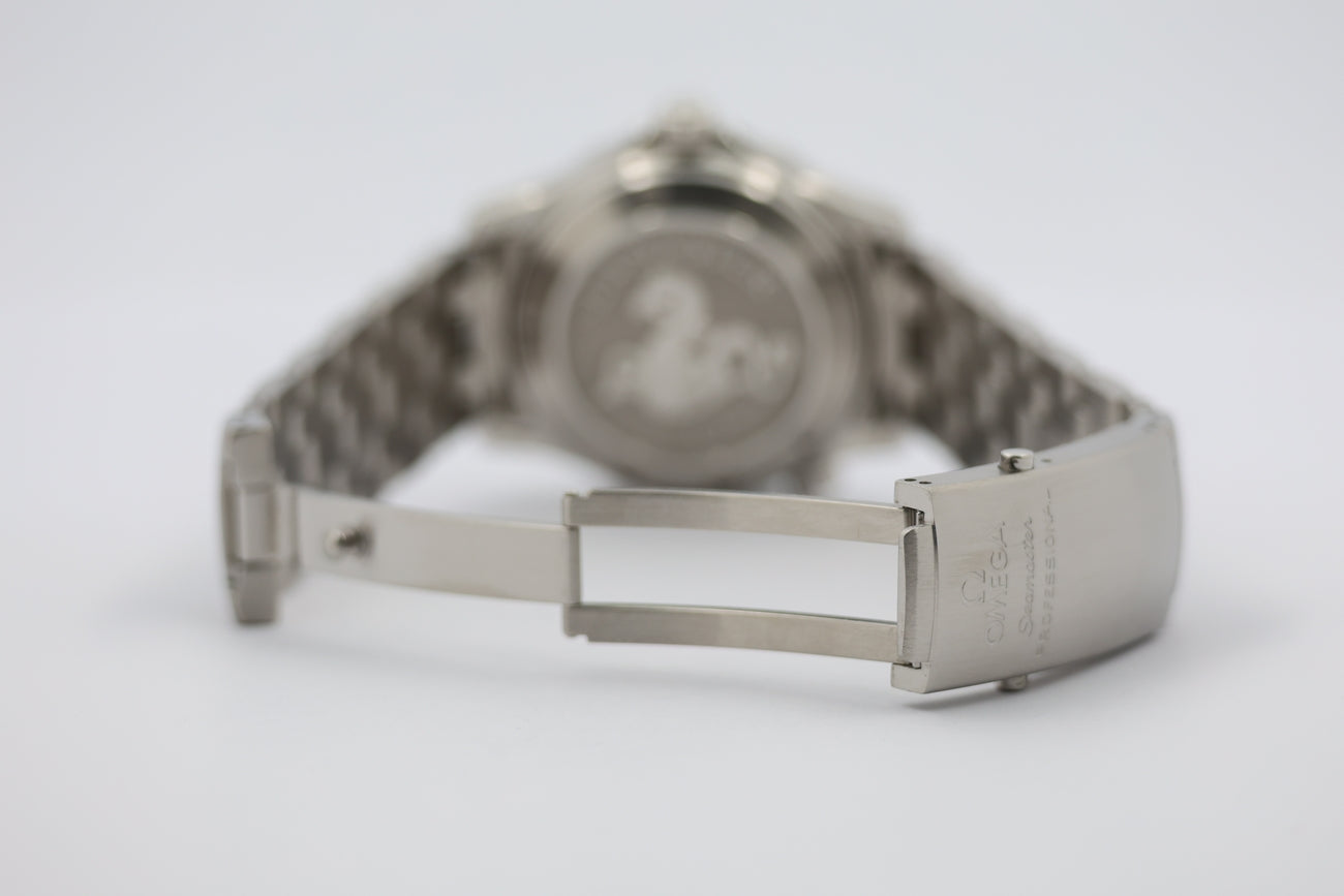 Omega Seamaster Diver 300m 36mm Automatik Herrenuhr 22228000 - Detailansicht 6