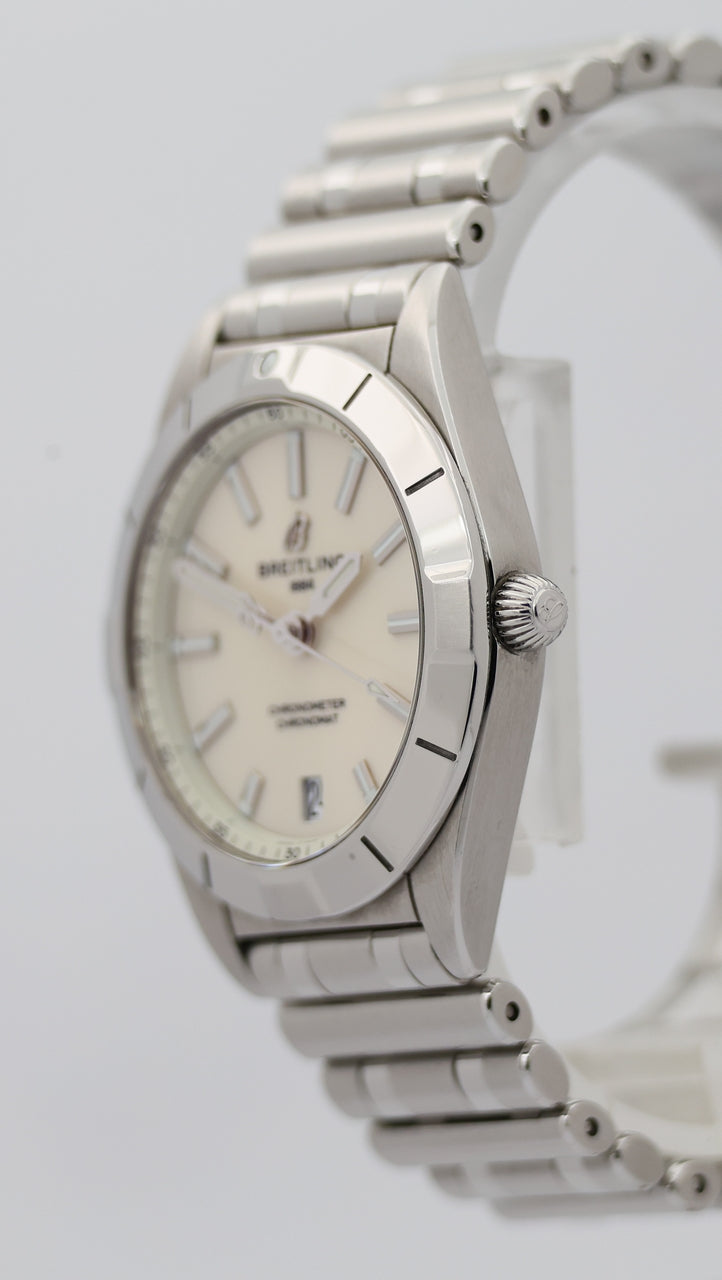 Breitling Chronomat 32mm Quarz Damenuhr A77310 - Detail view 7