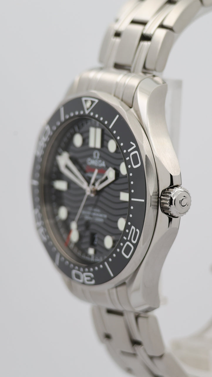 Omega Seamaster Diver 300 M Automatik Herrenuhr 42mm 21030422001001 - Detail view 7