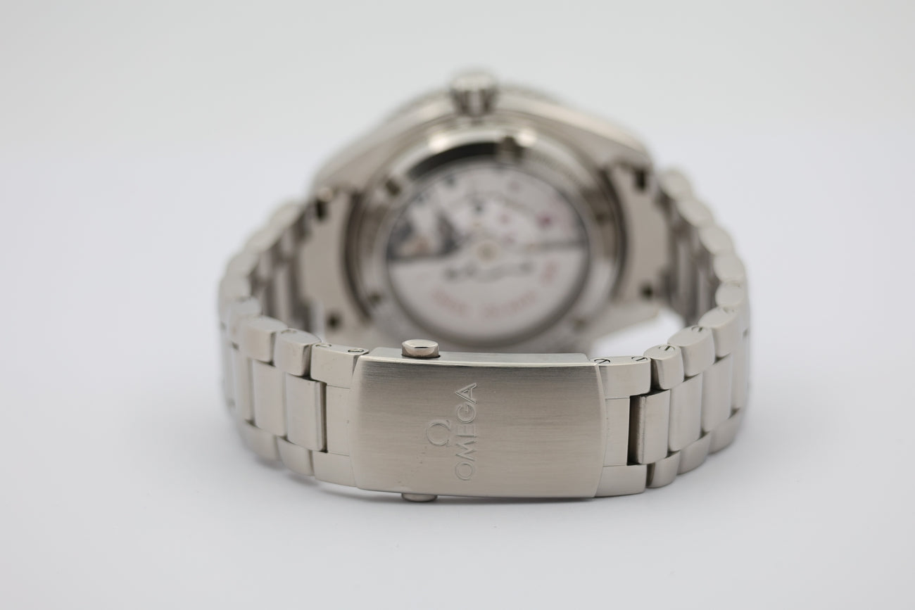 Omega Seamaster Planet Ocean 42mm Automatik  23230422101001 - Detailansicht 5