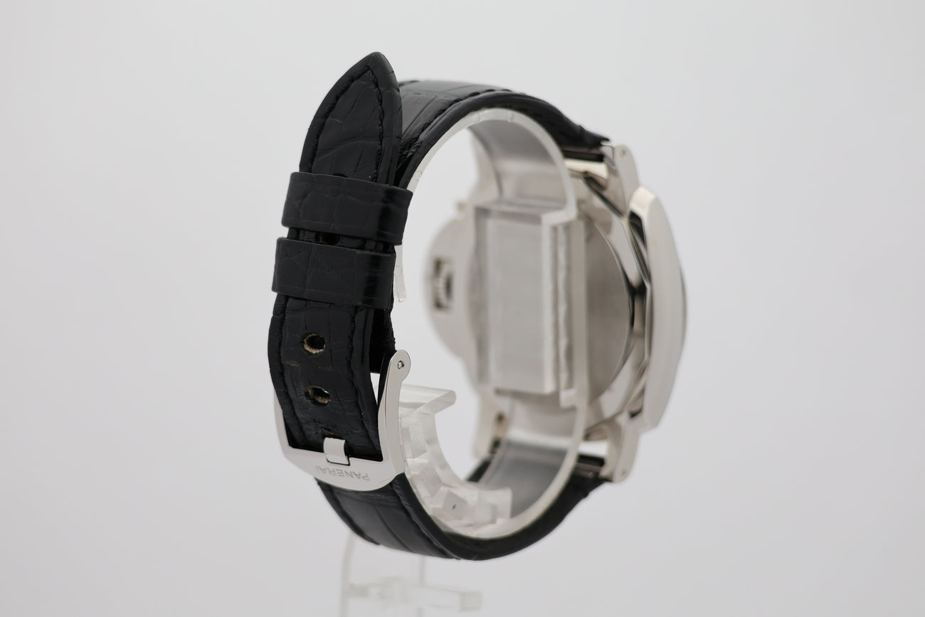 Panerai Luminor Due 42mm Automatik PAM01250 - Detailansicht 1