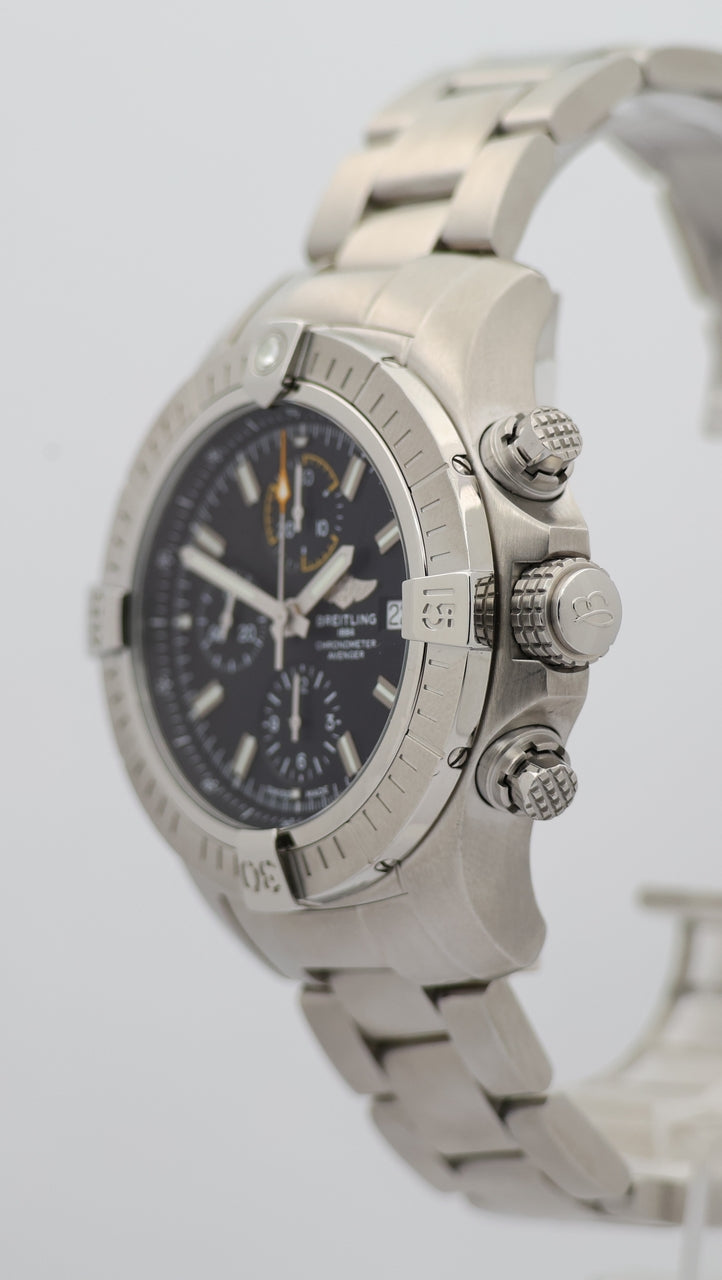 Breitling Avenger Chronograph 45mm Automatik  A13317101B1A1 - Detailansicht 7