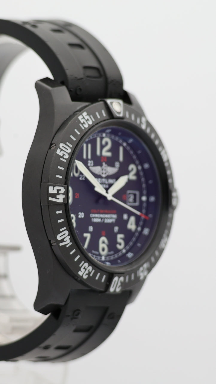 Breitling Colt Skyracer Quarz 45mm Herrenuhr X74320E4 - Detail view 7
