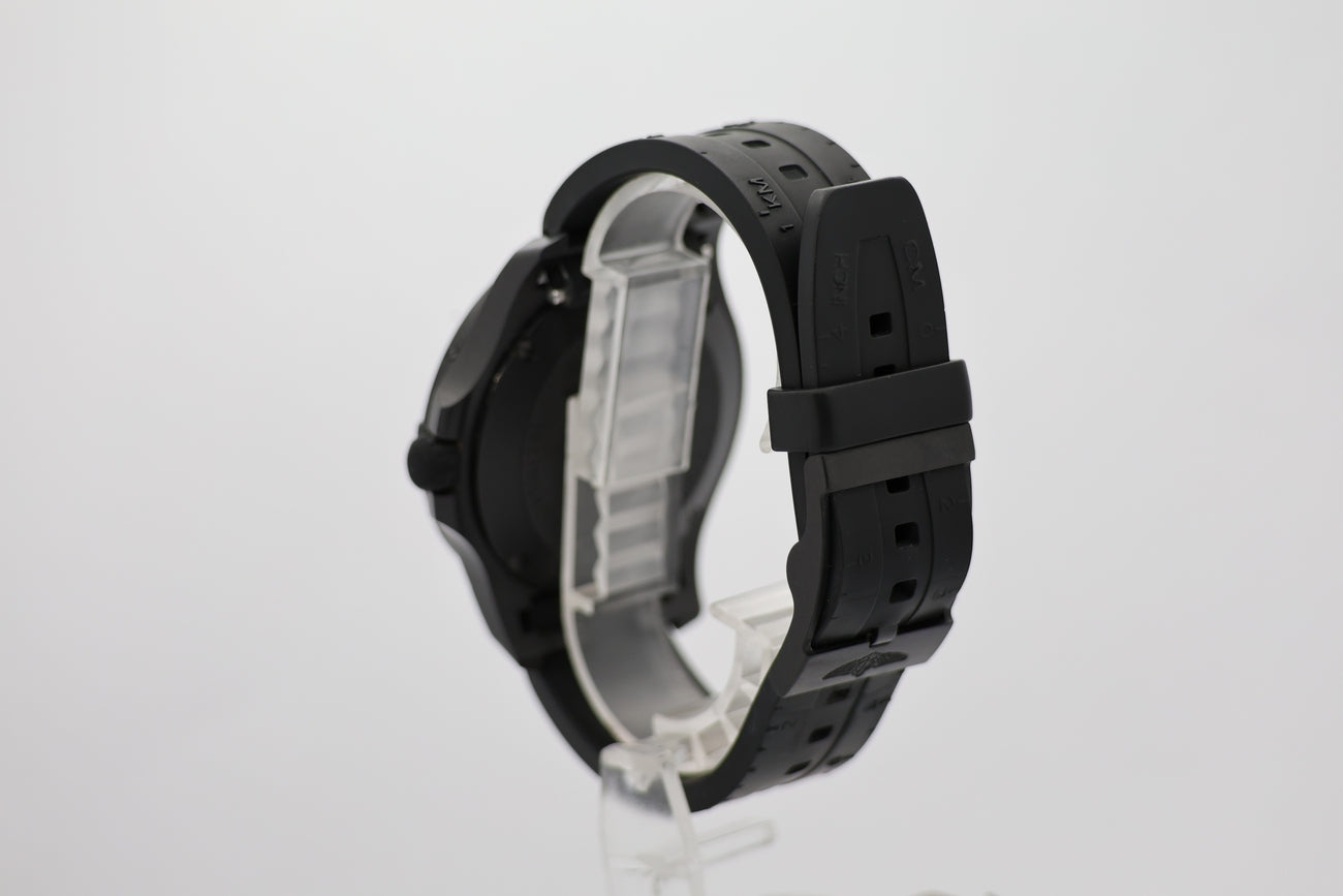 Breitling Colt Skyracer Quarz 45mm Herrenuhr X74320E4 - Detail view 2