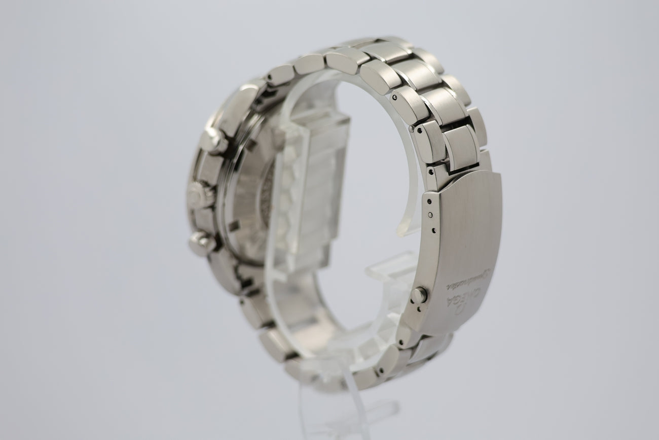 Omega Speedmaster Date Panda 40mm Automatik  32113100 - Detailansicht 2