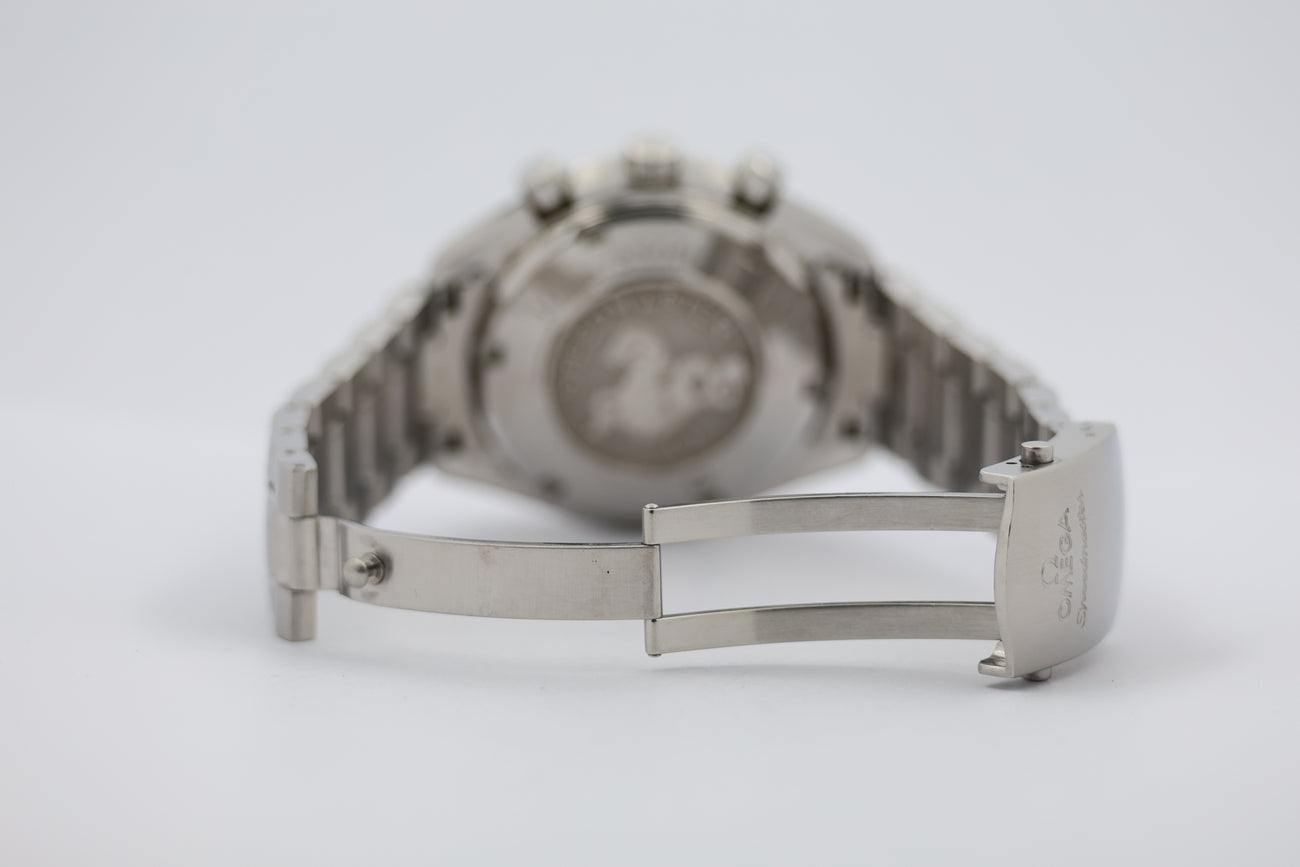 Omega Speedmaster Date Panda 40mm Automatik  32113100 - Detailansicht 6