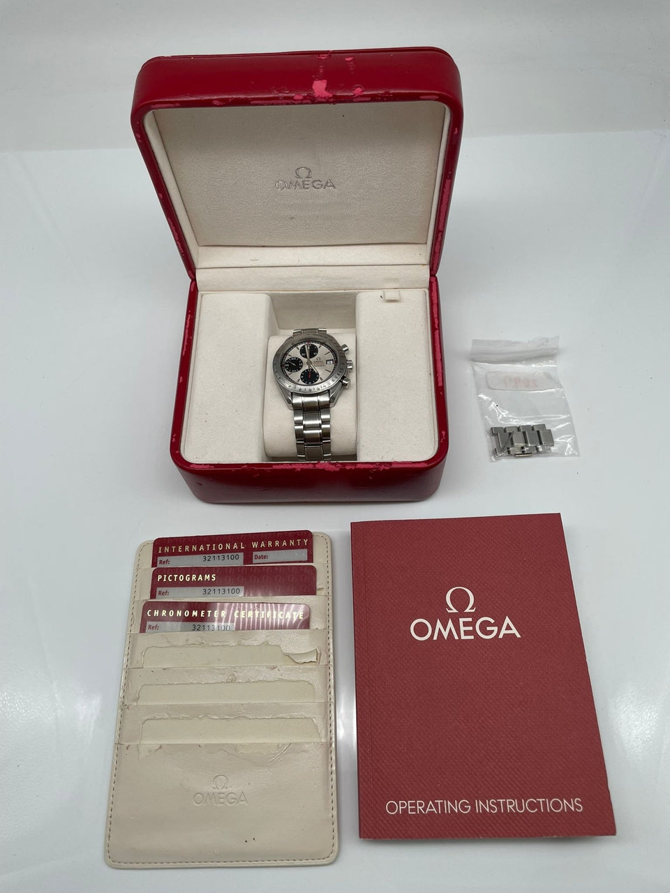 Omega Speedmaster Date Panda 40mm Automatik  32113100 - Papiere und oder Lieferumfang
