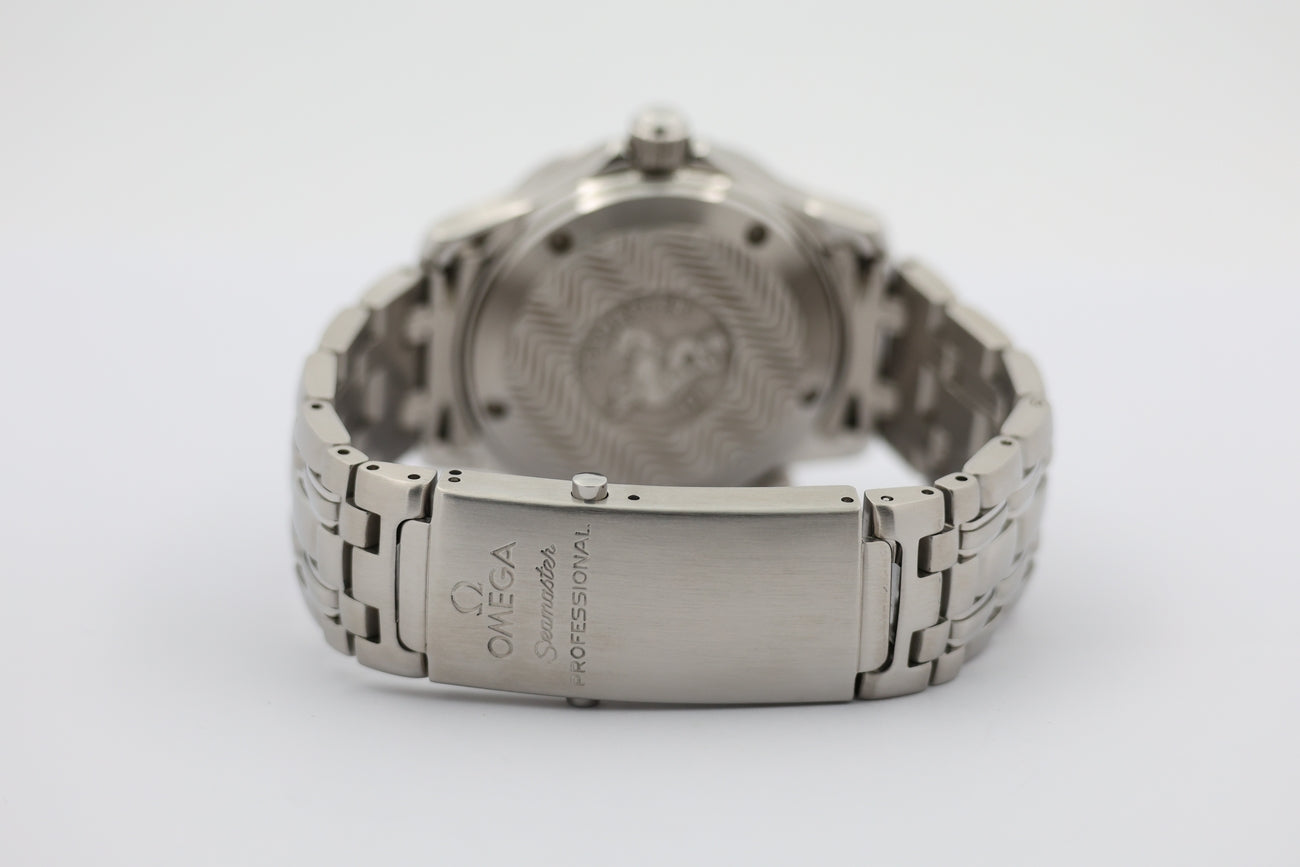 Omega Seamaster Diver 300M Automatik 36mm 25518000 - Detail view 5