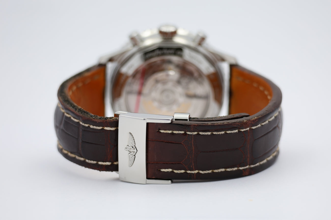 Breitling Navitimer B01 43mm Automatik  AB0121 Box + og. Papiere
