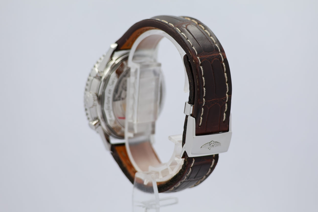 Breitling Navitimer B01 43mm Automatik  AB0121 Box + og. Papiere