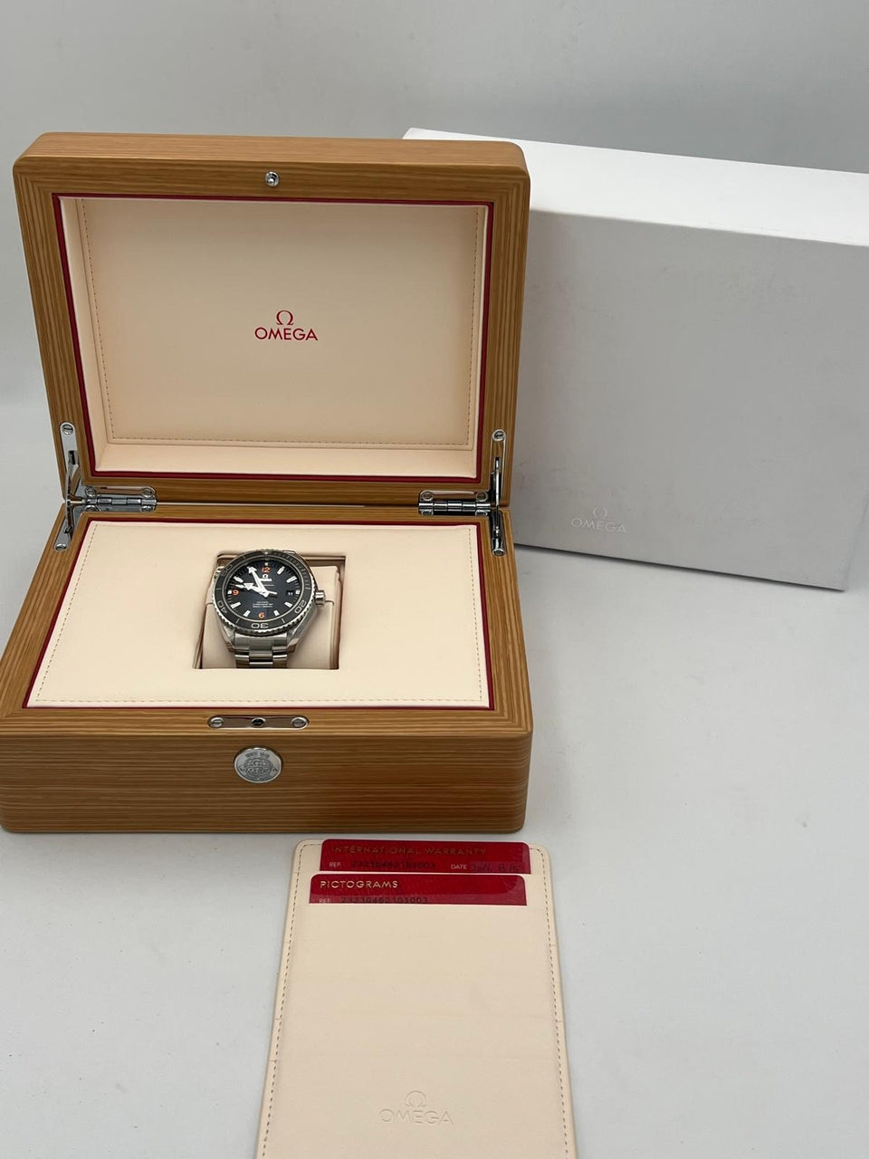 Omega Seamaster Planet Ocean Automatik 45,5	 23230462101003 Box + og. Papiere