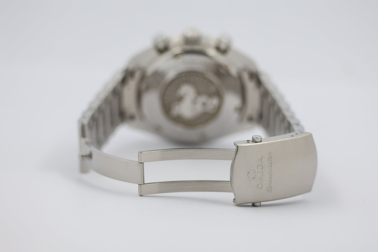 Omega Speedmaster Date 40mm Automatik  32105000 - Detailansicht 6