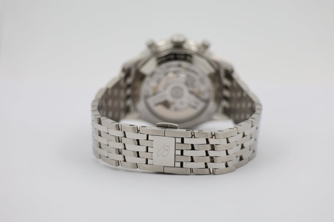 Breitling Navitimer 1 B01 Chronograph AB0138 - Detailansicht 5