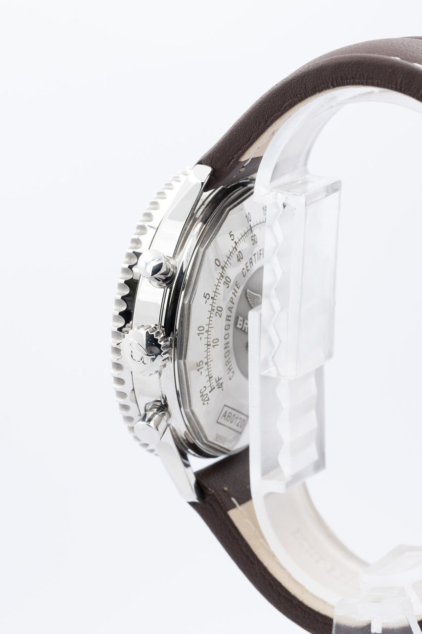 Breitling Navitimer 01 Automatik Herrenuhr 43mm AB0120 - Detailansicht 6