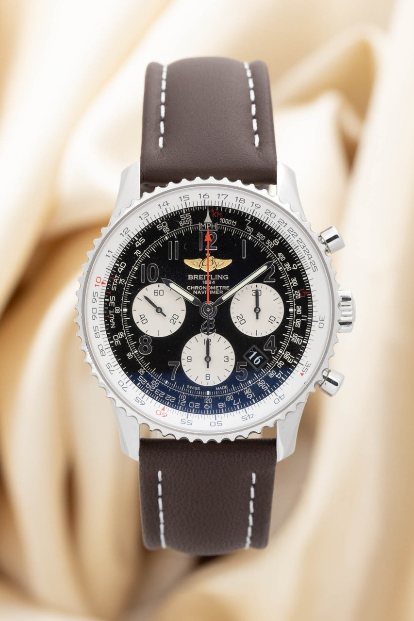 Breitling Navitimer 01 Automatik Herrenuhr 43mm AB0120 - Thumbnail