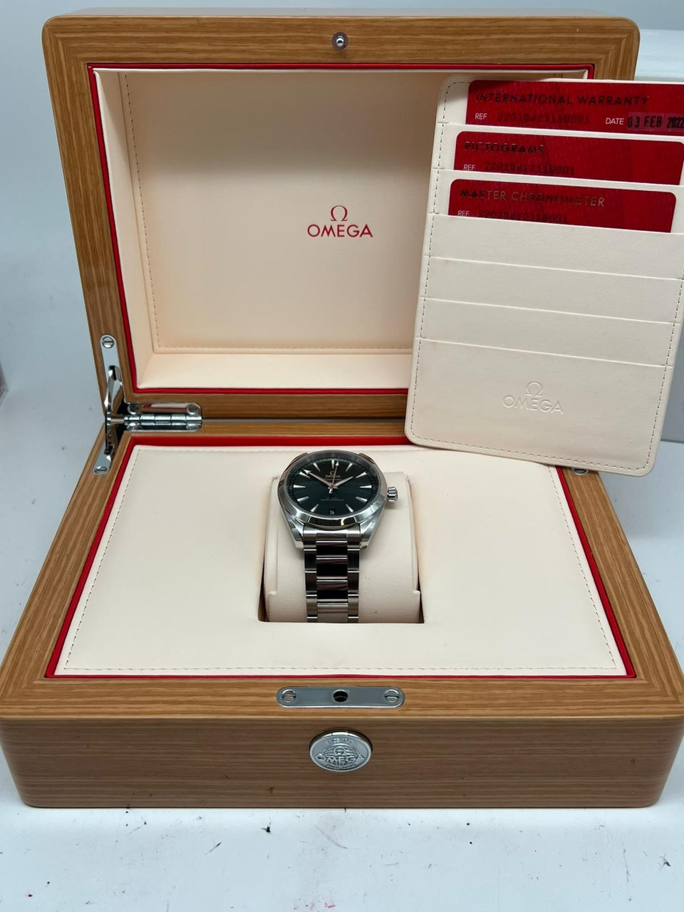 Omega Seamaster Aqua Terra Automatik 41mm 22010412110001 - Papiere und oder Lieferumfang