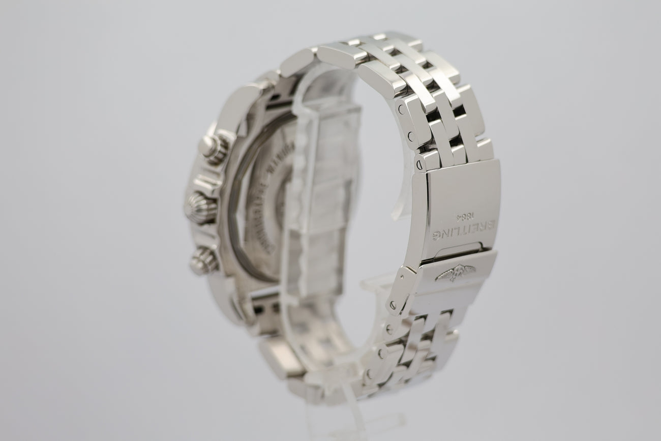 Breitling Chronomat 44 Automatik Herrenuhr  AB0110 - Detailansicht 2