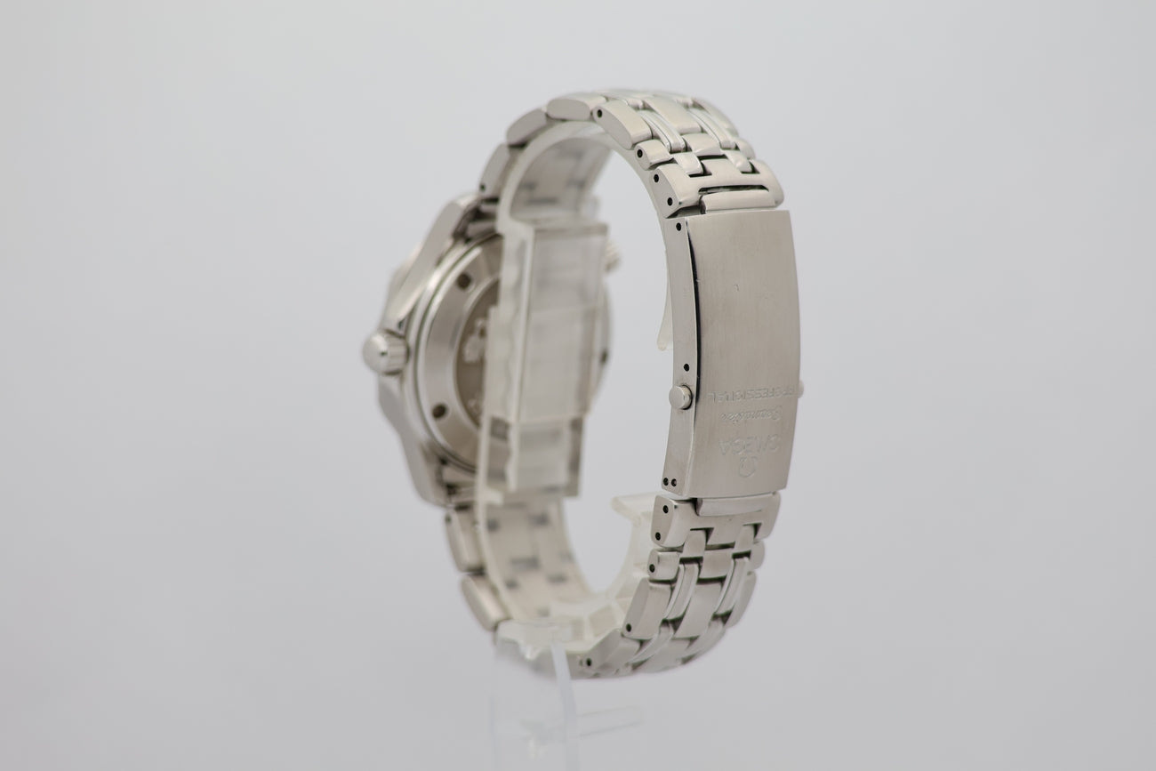 Omega Seamaster Diver 300m 36mm Automatik  21230362001001 - Detailansicht 2