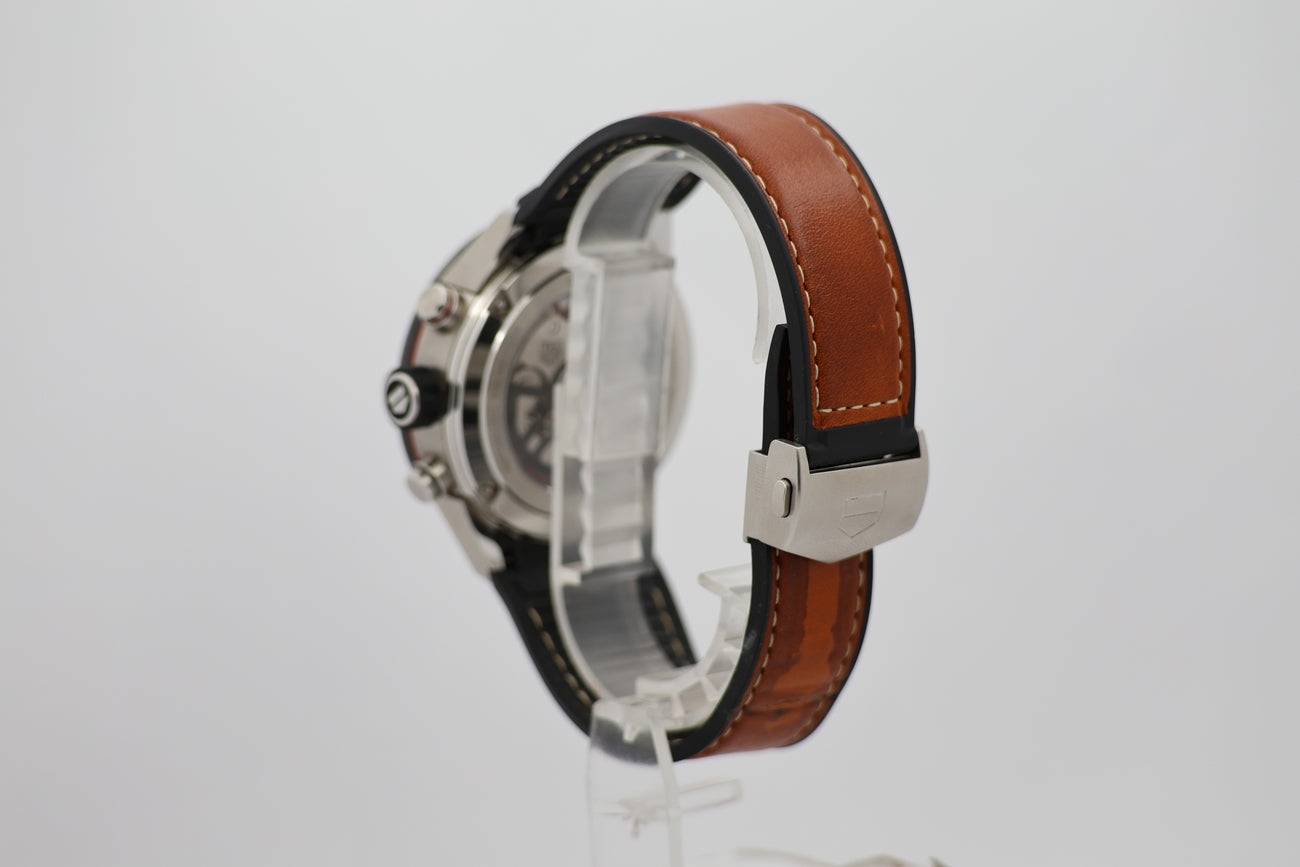 Tag Heuer Carrera Caliber Heuer 02 Chronograph  CBG2010 - Detailansicht 2