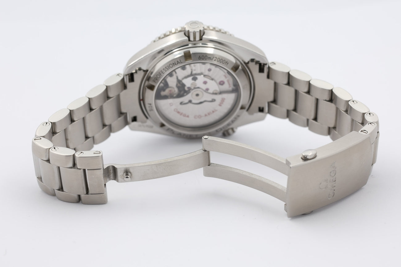 Omega Seamaster Planet Ocean 42mm Automatik 23230422101003 - Detailansicht 8