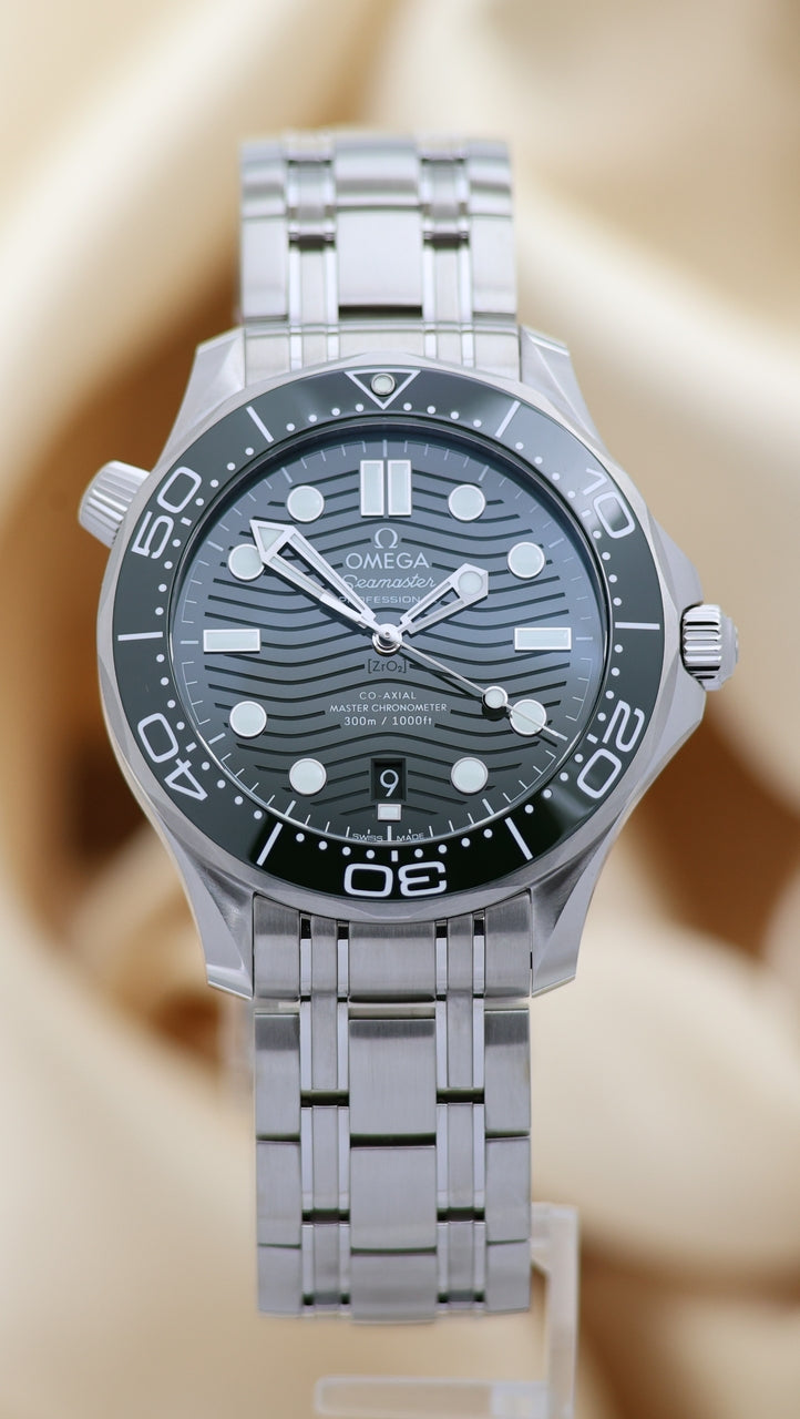 Omega Seamaster Diver 300m 42mm Automatik Grün NEU 21030422010001 - Thumbnail