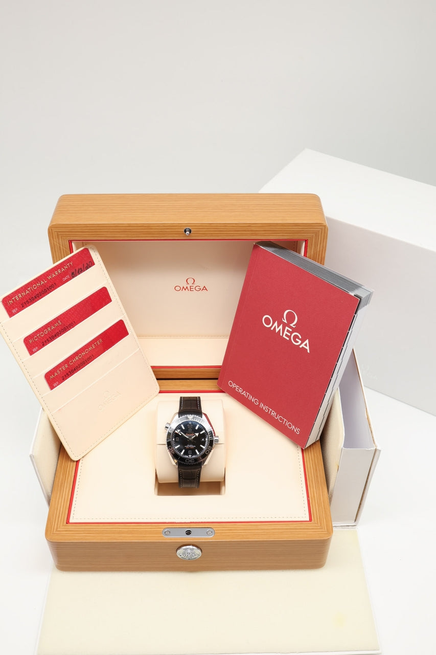 Omega Seamaster Planet Ocean 39,5mm Automatik 21530402001001 - Papiere und oder Lieferumfang
