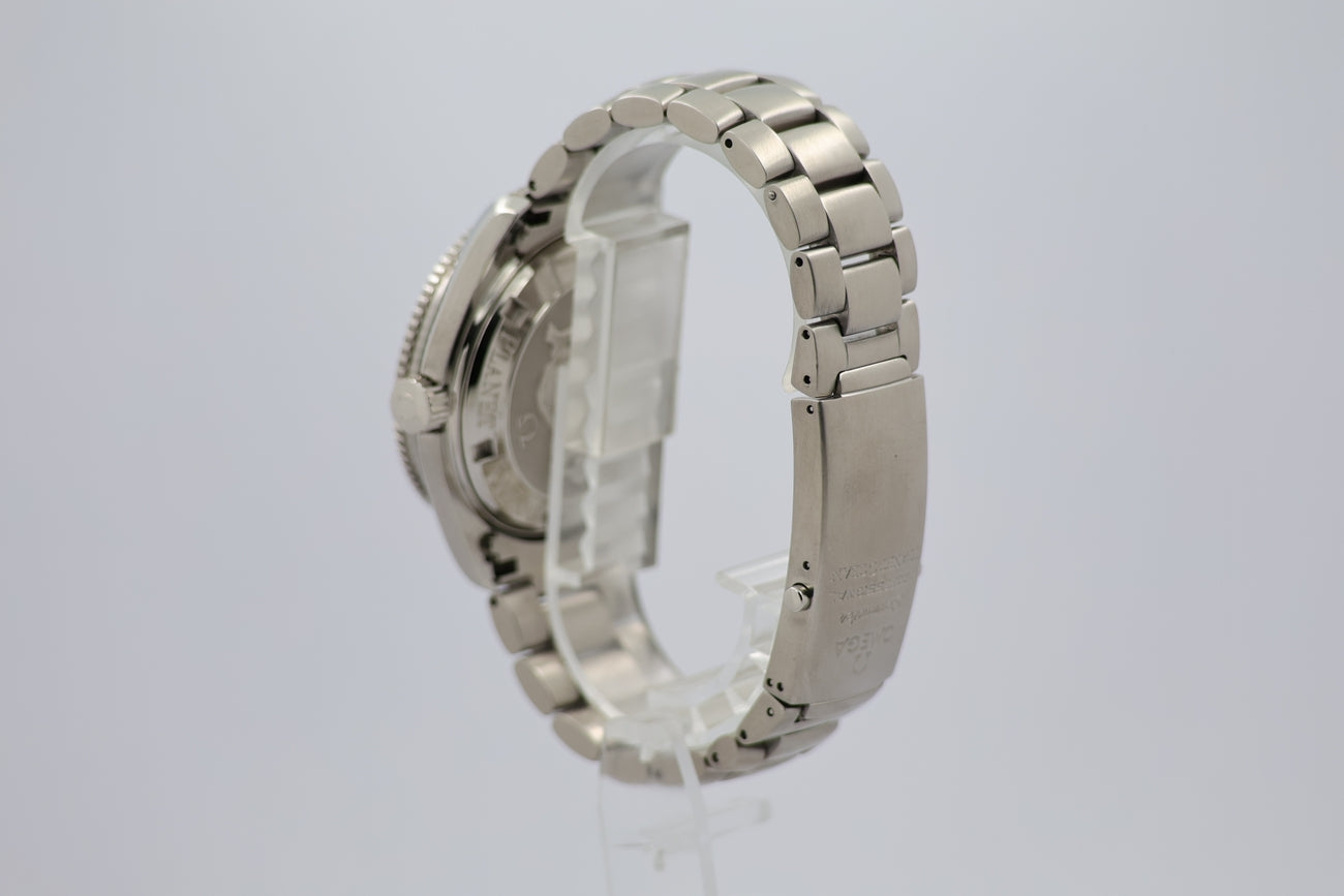 Omega Seamaster Planet Ocean 42mm Automatik 22015100 - Detailansicht 2