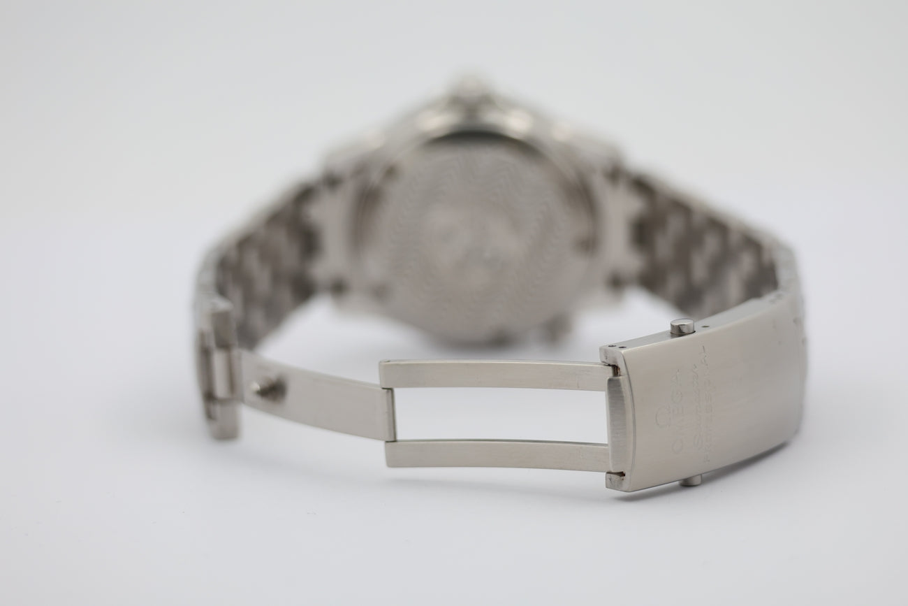 Omega Seamaster Diver 300m Quarz 36mm 25618000 - Detailansicht 6