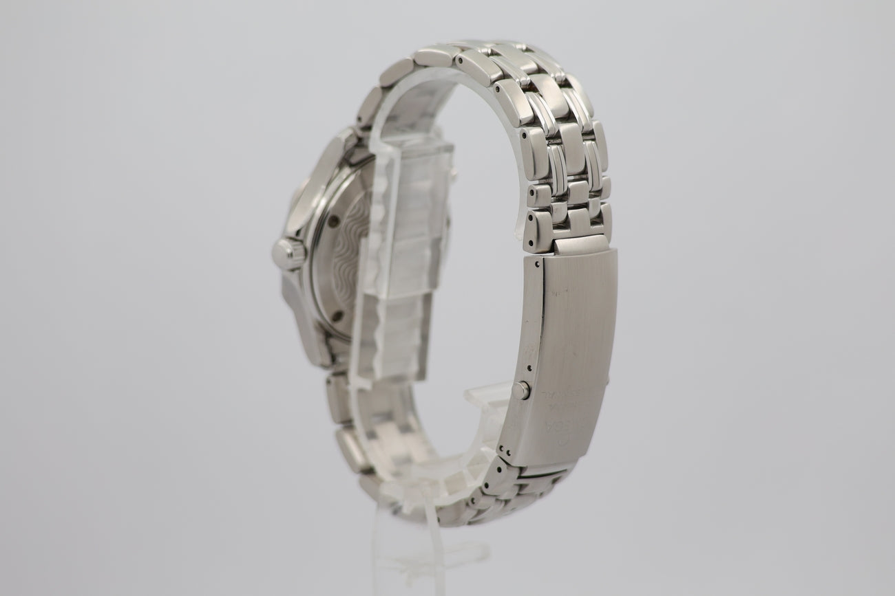 Omega Seamaster Diver 300m Quarz 36mm 25618000 - Detailansicht 2